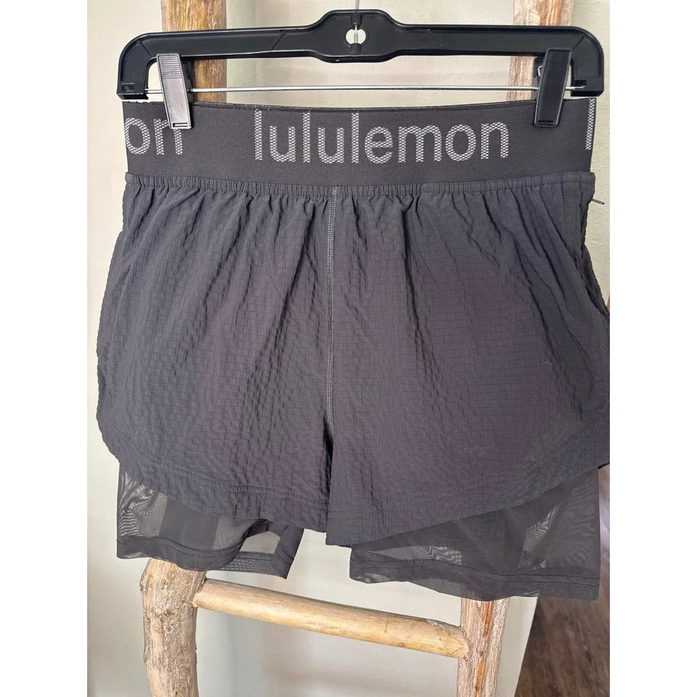 Lululemon Logo Waistband High-Rise Training Shorts wide waistband built-in liner